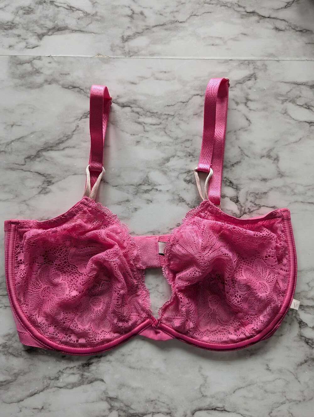 Victoria's Secret Unlined Demi Bra Pink Floral Lace size 36DDD 36F Underwire